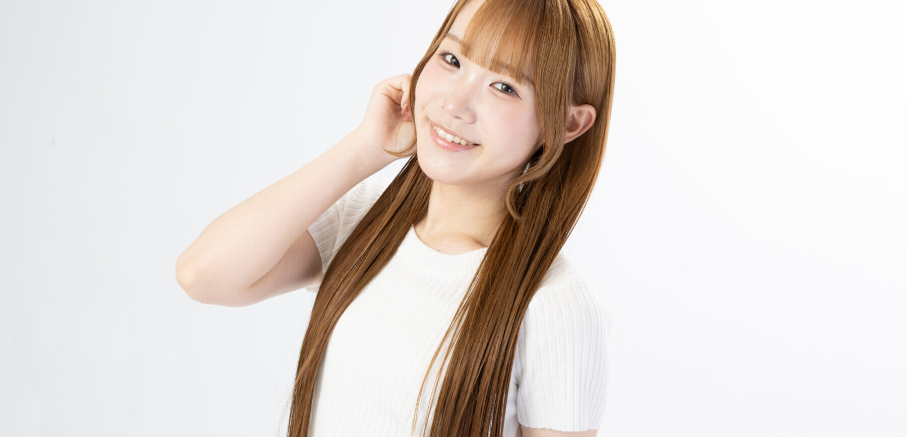 神﨑 莉那 / KANZAKI RINA